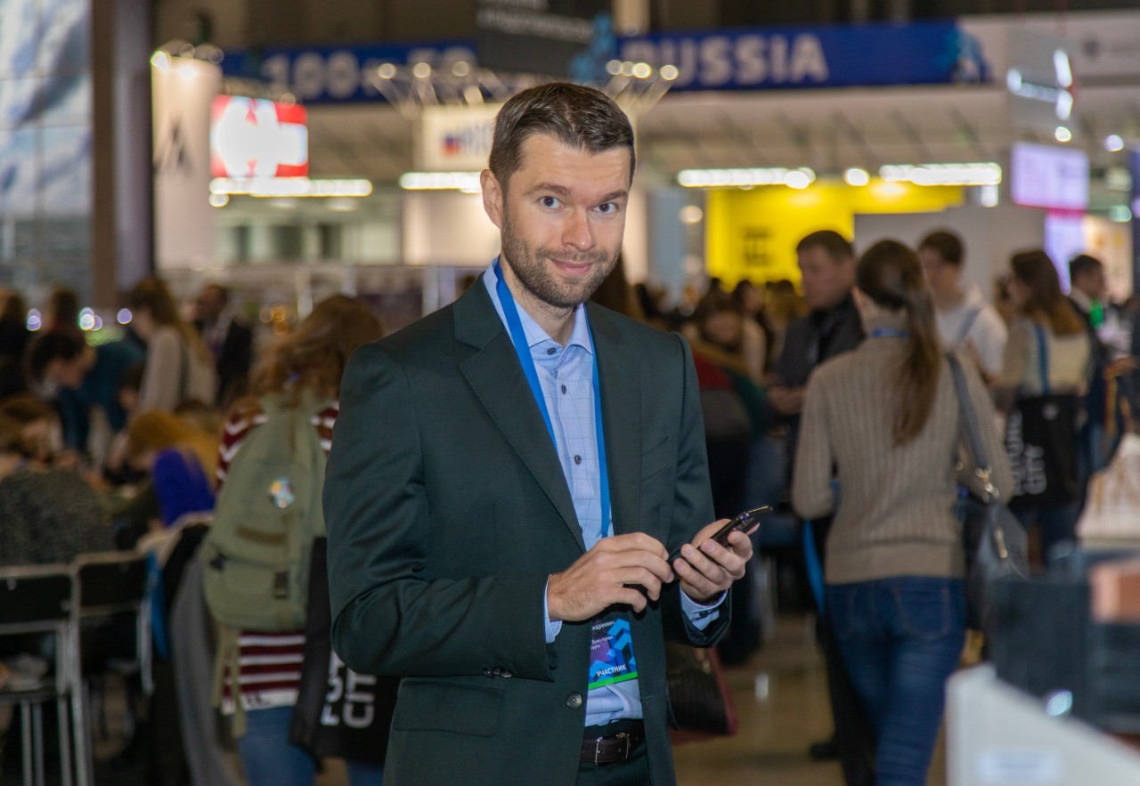 Посетил Екатеринбург-Экспо, где в эти дни проходит международный форум и выставка высотного и уникального строительства 100+ Forum Russia.